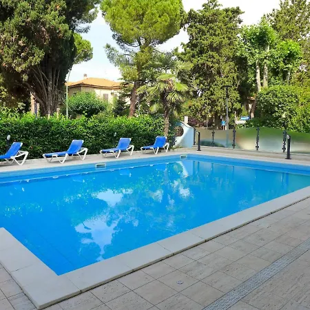 Locazione Turistica Rendez Vous.4 *
